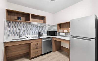 Everhome Suites San Bernardino - Loma Linda