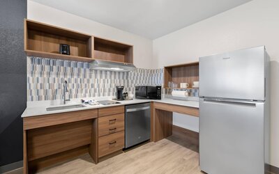 Everhome Suites San Bernardino - Loma Linda