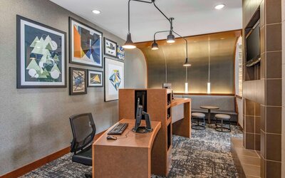 Hyatt Place Riverside Downtown