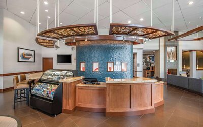 Hyatt Place Riverside Downtown