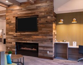 Hampton Inn Riverside Downtown