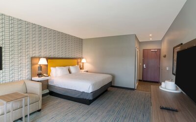 Hampton Inn Riverside Downtown