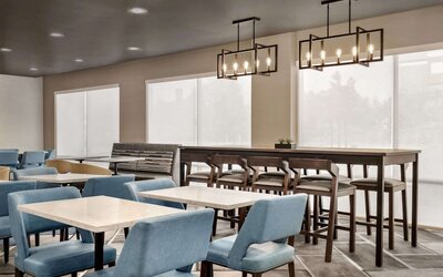La Quinta Inn & Suites by Wyndham San Bernardino