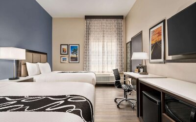 La Quinta Inn & Suites by Wyndham San Bernardino