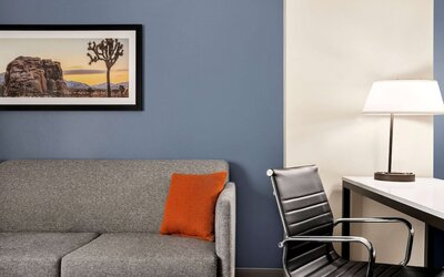La Quinta Inn & Suites by Wyndham San Bernardino
