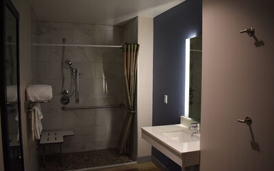 La Quinta Inn & Suites by Wyndham San Bernardino
