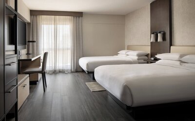 Marriott Riverside at the Convention Center