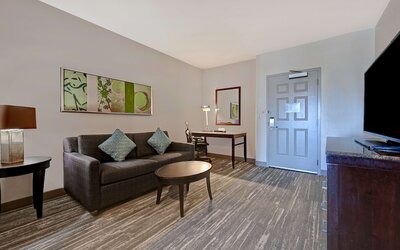 Hilton Garden Inn  San Bernardino