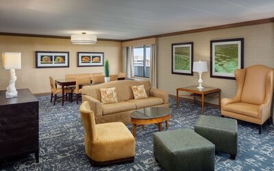 DoubleTree by Hilton Boston North Shore