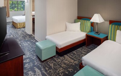 DoubleTree by Hilton Boston North Shore