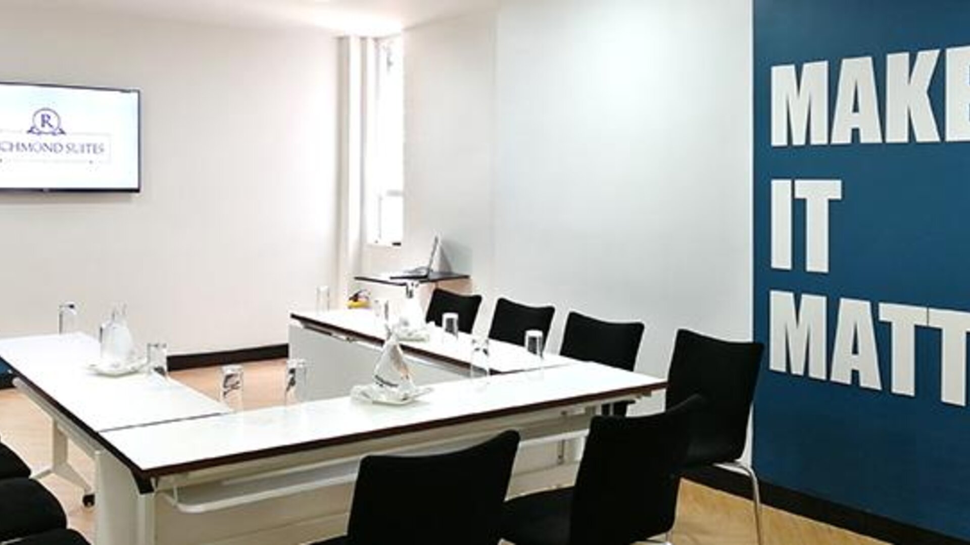 Richmond Suites Hotel y Centro de Negocios