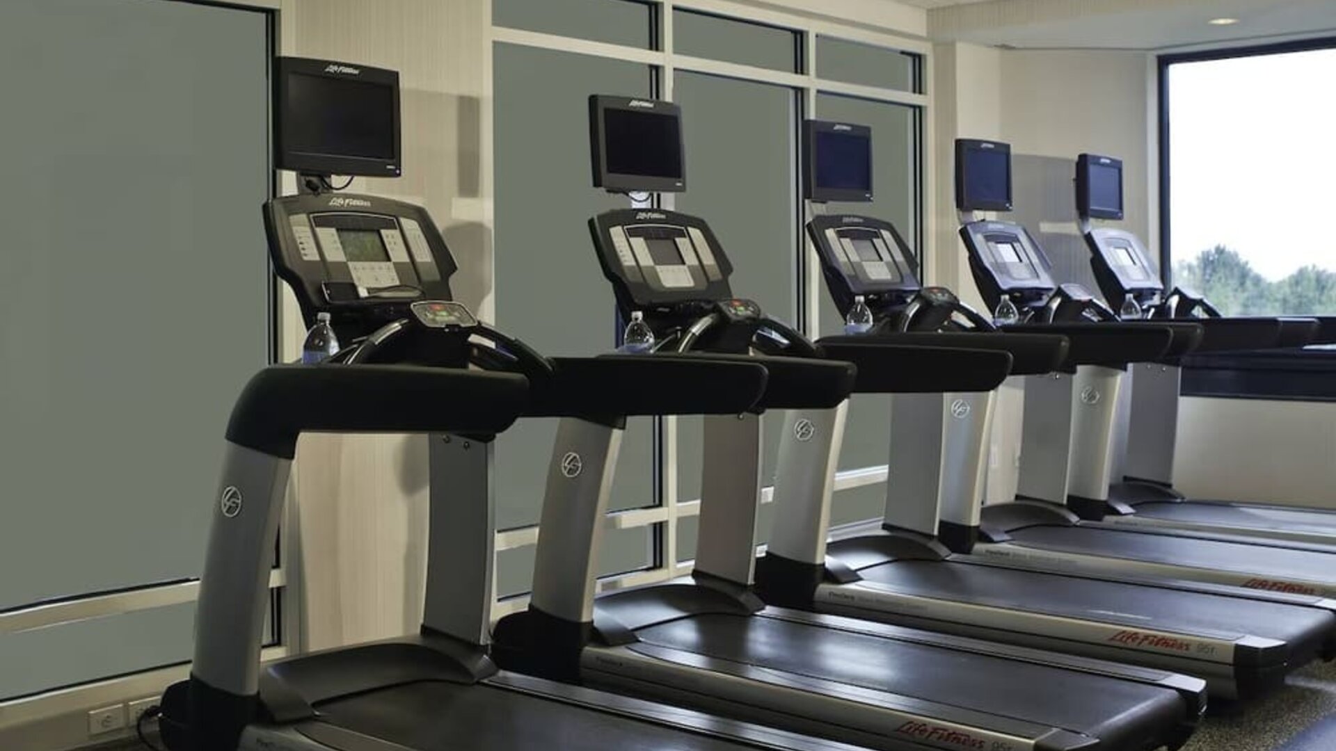 Fitness center at Washington Dulles Marriott Suites.