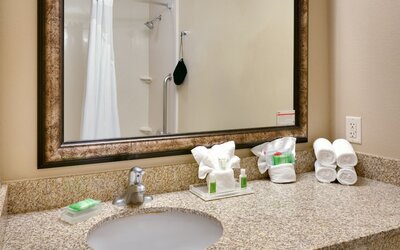 Holiday Inn Hotel & Suites Salt Lake City-Airport West by IHG