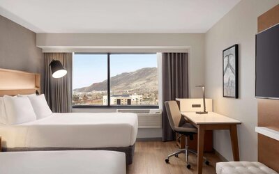 Radisson Hotel Salt Lake City Downtown