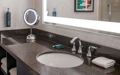 DoubleTree Suites by Hilton Hotel Salt Lake City