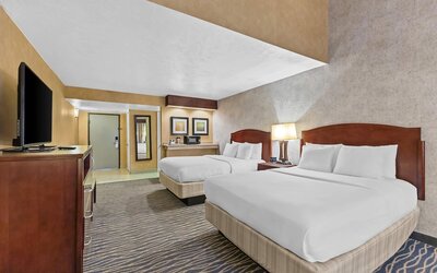 Room, 1 King Bed, Non Smoking