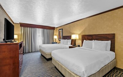 Room, 2 Queen Beds, Non Smoking