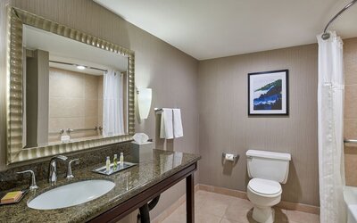 DoubleTree by Hilton Hotel Salt Lake City Airport
