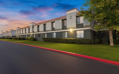 Suburban Studios Salt Lake City Airport
