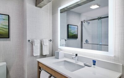 Four Points by Sheraton Salt Lake City Airport