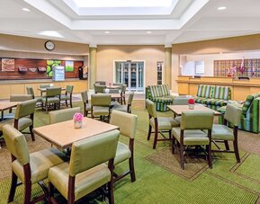 La Quinta Inn & Suites by Wyndham Salt Lake City Airport