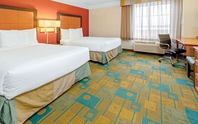 La Quinta Inn & Suites by Wyndham Salt Lake City Airport