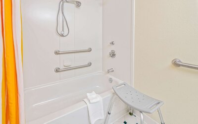 La Quinta Inn & Suites by Wyndham Salt Lake City Airport