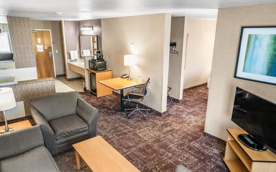 Crystal Inn Hotel & Suites West Valley City