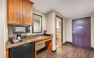Drury Plaza Hotel San Antonio North Stone Oak