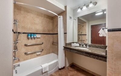 Drury Plaza Hotel San Antonio North Stone Oak