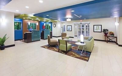 La Quinta Inn & Suites by Wyndham Floresville
