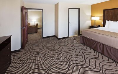 La Quinta Inn & Suites by Wyndham Floresville