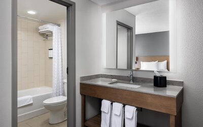 Hyatt Place San Antonio - Riverwalk