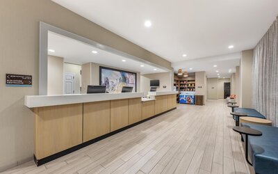 Suite, Multiple Beds, Accessible (Mobility Tub Two Bedrooms)