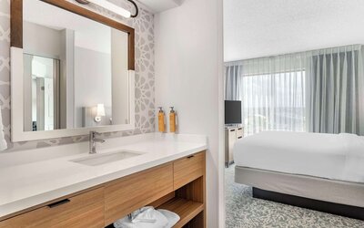 Sonesta ES Suites San Antonio Downtown Alamo Plaza