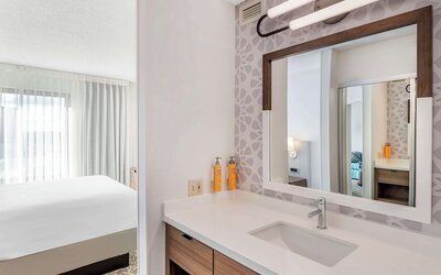 Sonesta ES Suites San Antonio Downtown Alamo Plaza