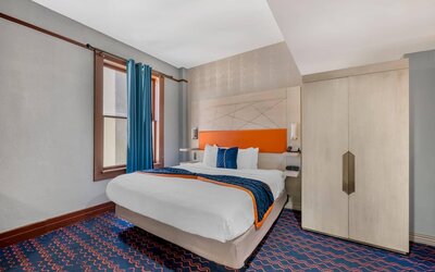 Hotel 1914 - Historic Alamo Riverwalk, an Ascend Collection Hotel