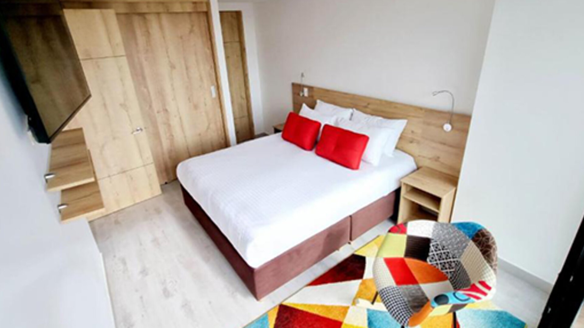 Toscana Loft Apartasuites