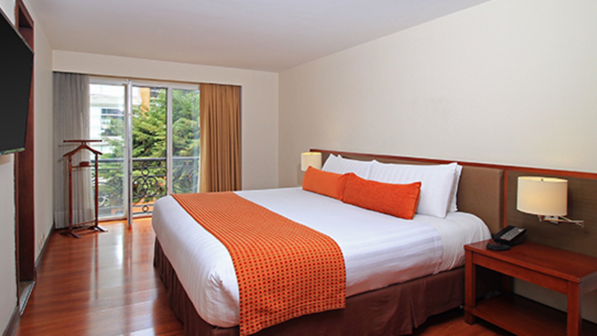 Windsor House Inn By GEH Suites