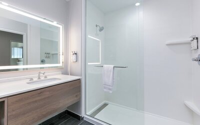 Staybridge Suites San Antonio Lackland AFB Area by IHG