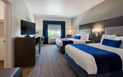 Best Western Plus Roland Inn & Suites