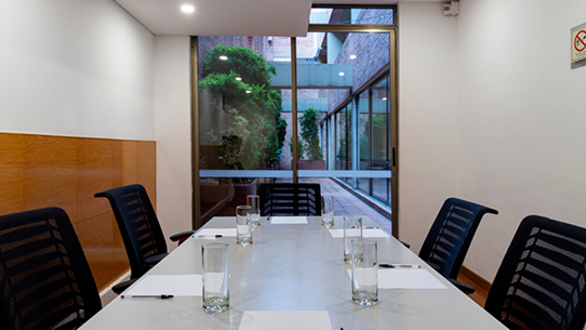 Hotel Madisson Inn Luxury By GEH Suites