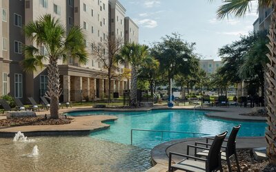 Courtyard by Marriott San Antonio Six Flags at The Rim