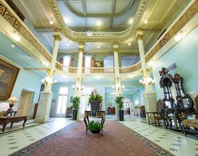 Menger Hotel