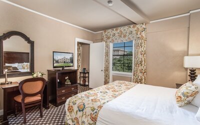 Menger Hotel