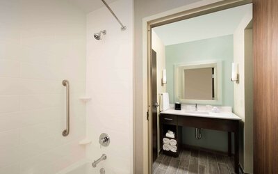 Homewood Suites by Hilton San Antonio Airport