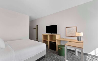 Spark by Hilton San Antonio Dominion