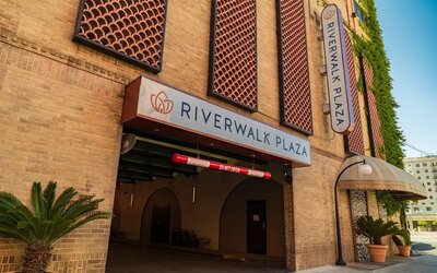 Riverwalk Plaza