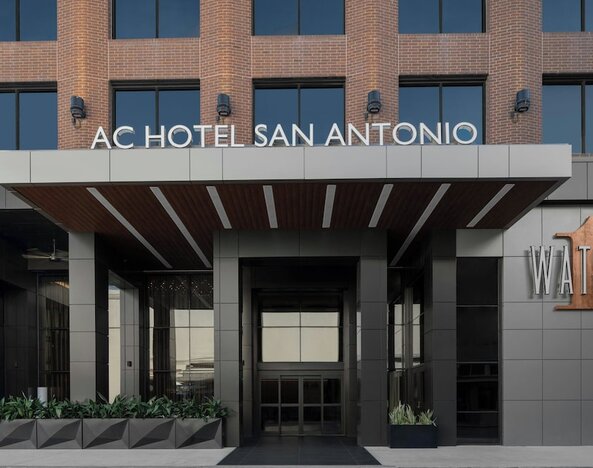 AC Hotel by Marriott San Antonio Riverwalk