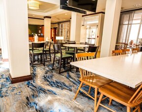 Fairfield Inn & Suites by Marriott San Antonio Alamo Plaza/Convention Center